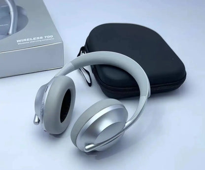 Wireless Gaming Headphones with Heavy Bass Earmuffs